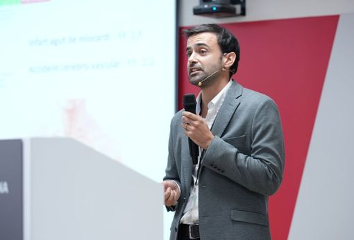 Dídac Sotorra subraya la estrecha relación entre la medicina y la odontología en la conferencia de inauguración de curso de la Facultad de Medicina